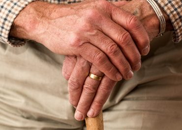 How to manage arthritis in care homes